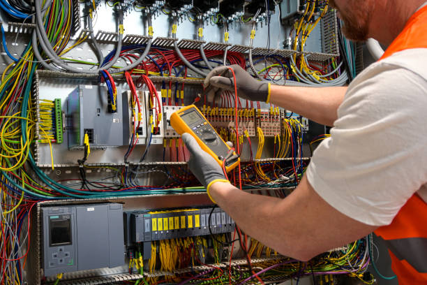Best Local Electrician Companies  in Petersburg, IN